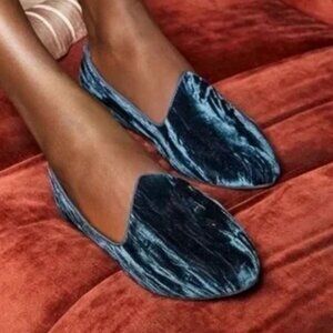 Birdies Loafers in blue crushed velvet